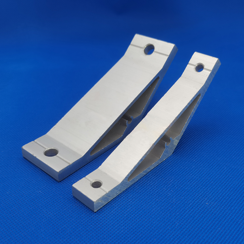 135° Angle Aluminum