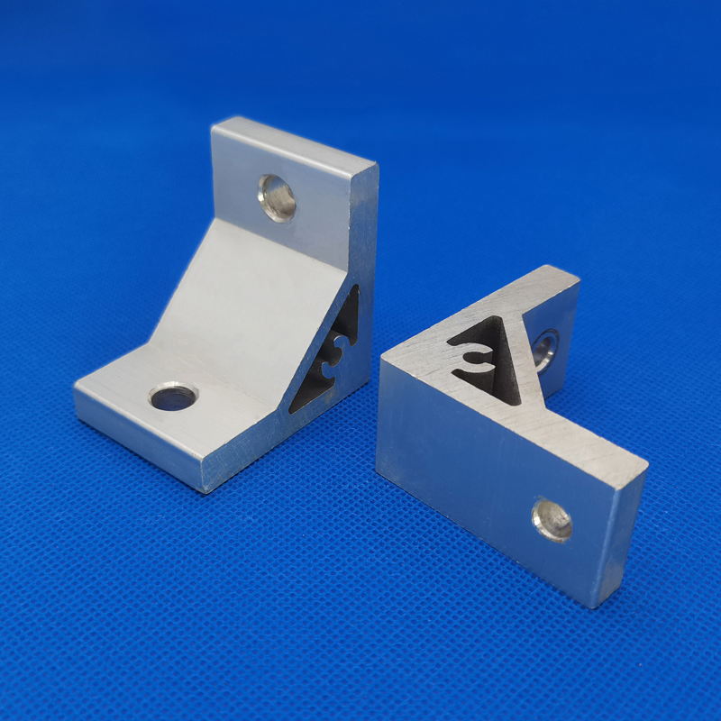 90° Angle Aluminum