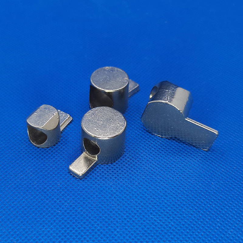 Whistle-type Built-in Connector
